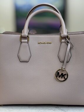 Michael Kors Blush Savannah Satchel